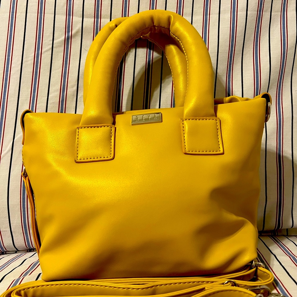 Mustard Beya handbag crossbody.
